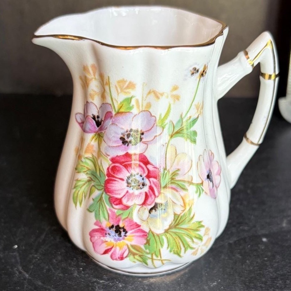 Victoria C&E Bone China Creamer Pitcher‎ England Floral Gold Trim Fluted Vintage